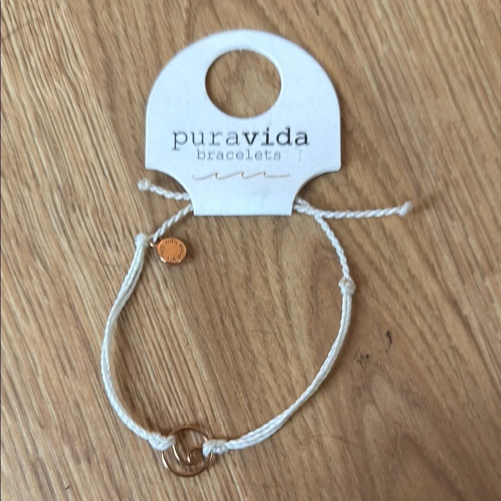 6 Puravida Bracelets
